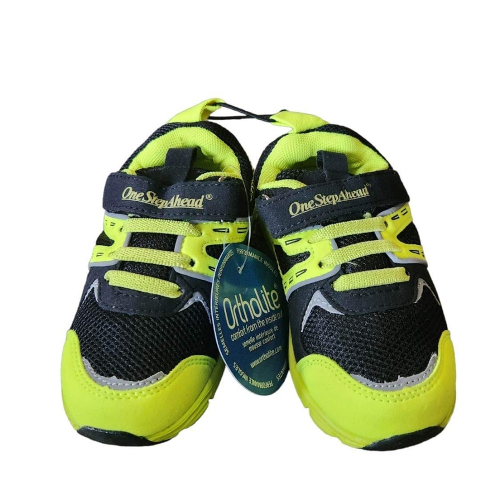 One Step Ahead Ortholite Shoes, Size 9 NWT